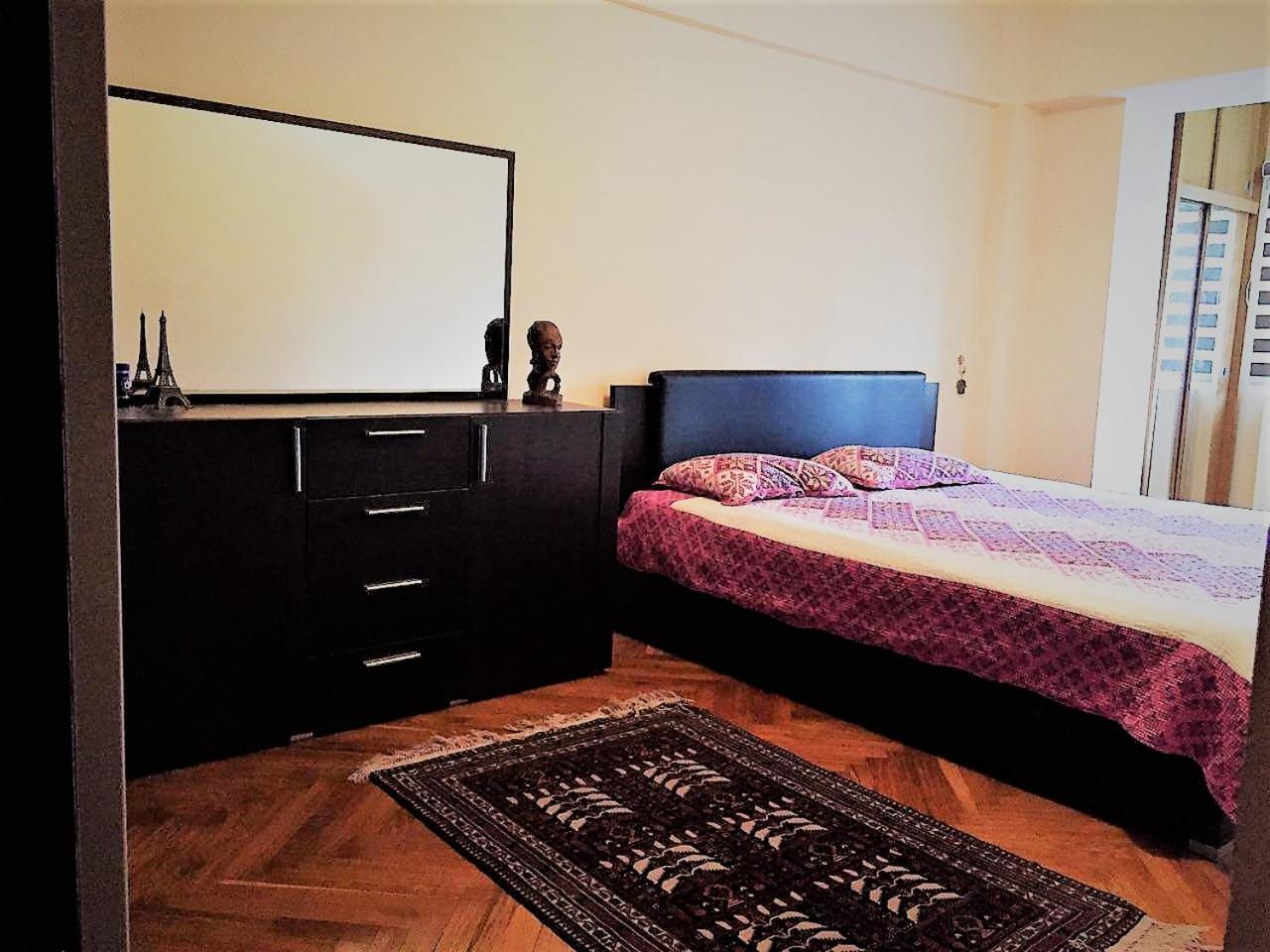 Chung cư 100 m² 3 phòng ngủ, 1 phòng tắm riêng ở Quận Shaykhontohur Tashkent Ngoại thất bức ảnh