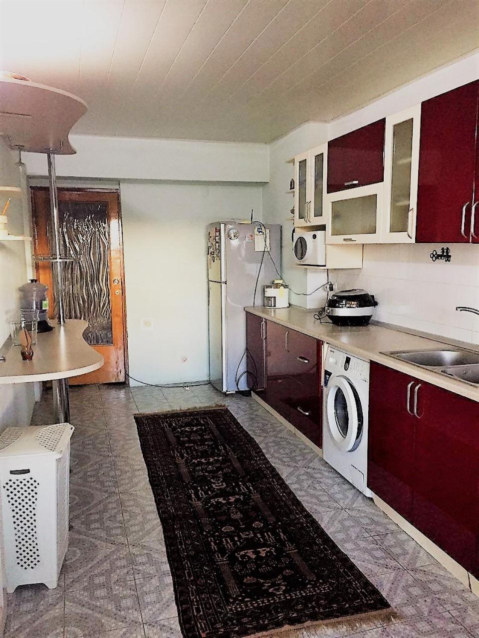 Chung cư 100 m² 3 phòng ngủ, 1 phòng tắm riêng ở Quận Shaykhontohur Tashkent Ngoại thất bức ảnh